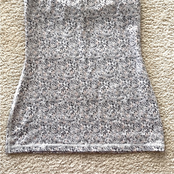 Lululemon Athletica Workout Tank - Picture 3 of 7